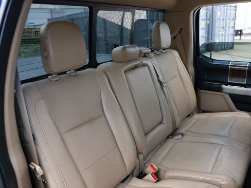 Used 2015 Ford F150 Lariat RWD image 14