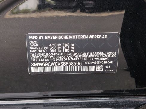 Used 2025 BMW 330i Sedan w/ M Sport Package image 35