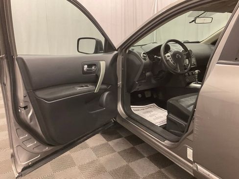 Used 2013 Nissan Rogue S w/ Special Edition Pkg image 13