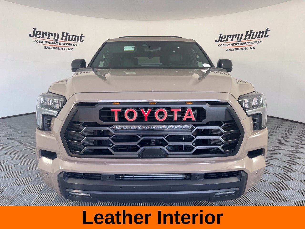 Used 2025 Toyota Sequoia TRD Pro AWD/4WD image 4