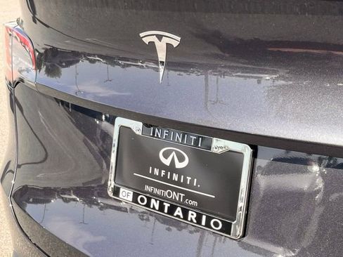 Used 2024 Tesla Model Y Performance image 33