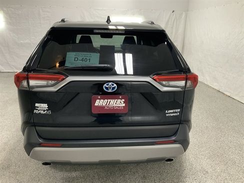 Used 2023 Toyota RAV4 Limited image 7
