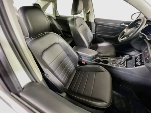 Used 2023 Volkswagen Jetta SE FWD image 27
