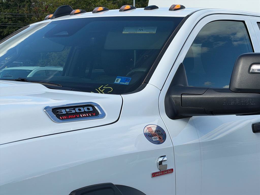 New 2026 RAM 3500 Tradesman AWD/4WD image 46