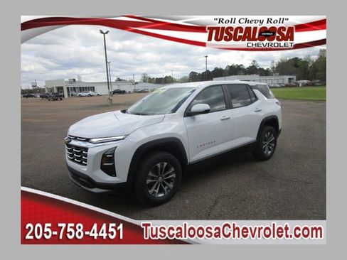 New 2026 Chevrolet Equinox LT w/ Convenience Package II FWD image 1