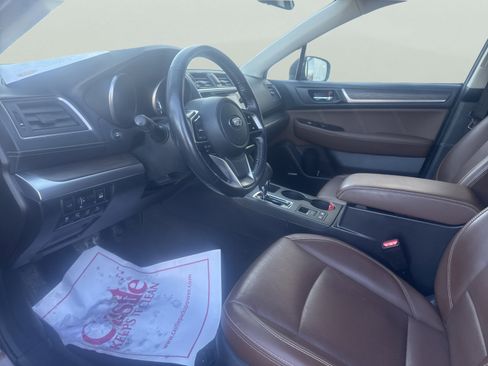 Used 2019 Subaru Outback 2.5i Touring image 14