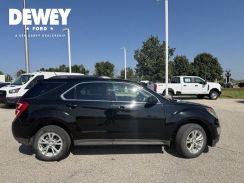 Used 2017 Chevrolet Equinox LT AWD/4WD image 9