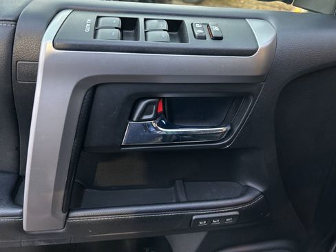 Used 2023 Toyota 4Runner Limited image 17