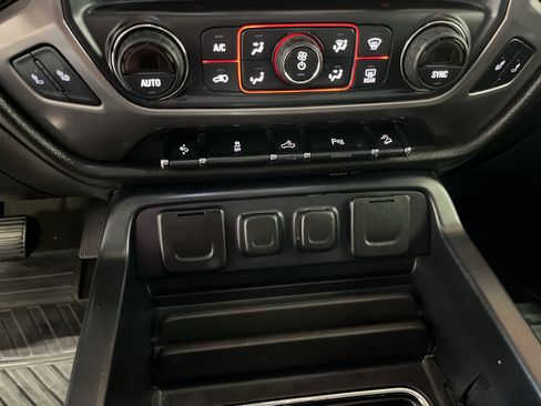 Used 2015 GMC Sierra 1500 SLT w/ All-Terrain Package AWD/4WD image 14
