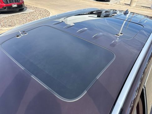 Used 2021 Buick Enclave Avenir w/ Avenir Technology Package image 10