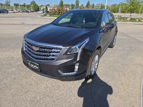 Used 2018 Cadillac XT5 AWD image 8