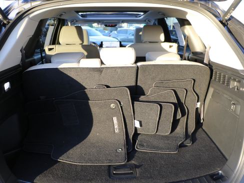 Certified 2025 MAZDA CX-90 3.3 Turbo w/ Premium Sport Pkg image 10