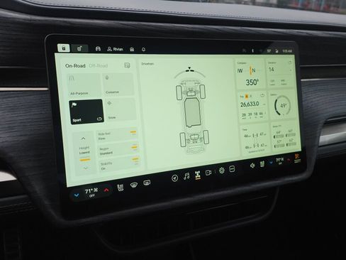 Used 2022 Rivian R1T Launch Edition image 34