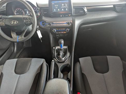 Used 2019 Hyundai Veloster 2.0 FWD image 33