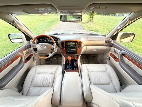 Used 2001 Lexus LX 470 4WD image 65
