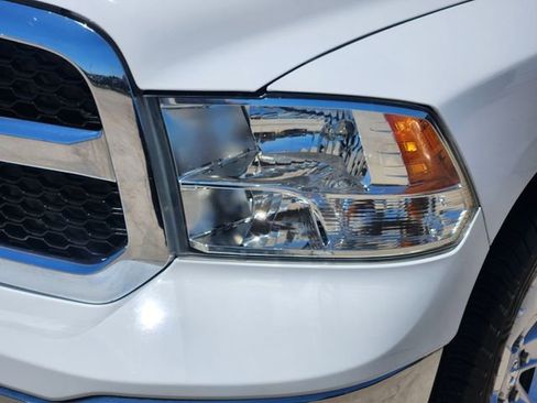 Used 2019 RAM 1500 Classic SLT RWD image 8