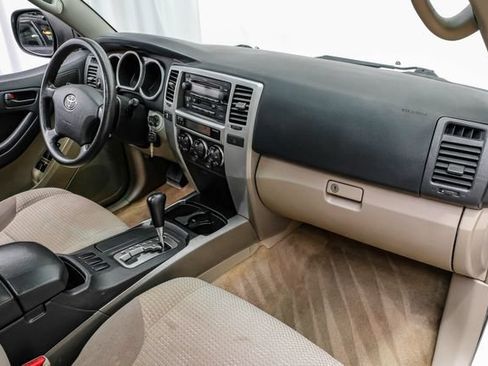 Used 2003 Toyota 4Runner SR5 RWD image 15