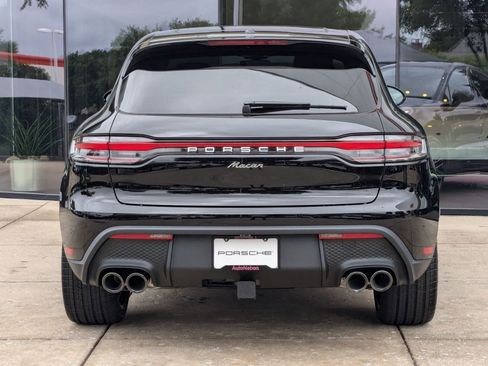 Certified 2025 Porsche Macan image 10