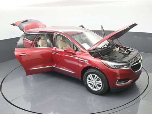 Used 2020 Buick Enclave Essence FWD image 69