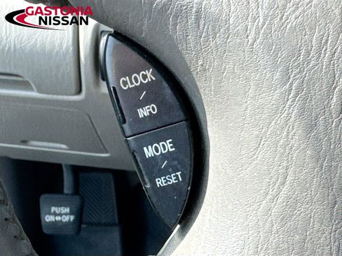 Used 2004 Toyota Camry XLE FWD image 13