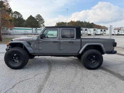 Used 2022 Jeep Gladiator Rubicon w/ LED Lighting Group image 3