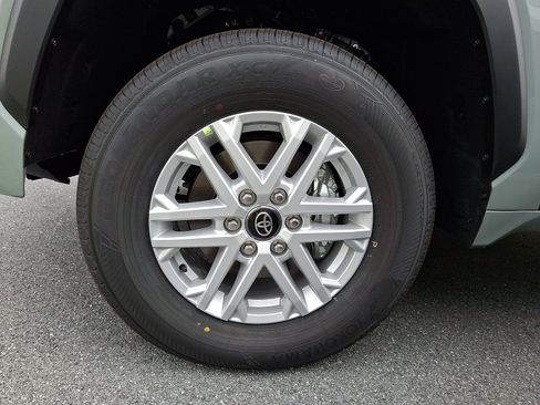New 2026 Toyota Tundra SR5 AWD/4WD image 4