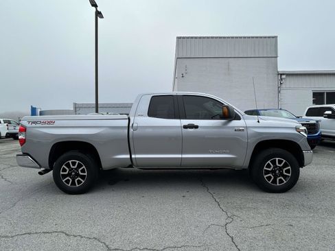 Used 2014 Toyota Tundra SR5 image 2