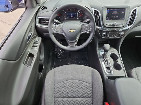Used 2023 Chevrolet Equinox LT AWD/4WD image 11