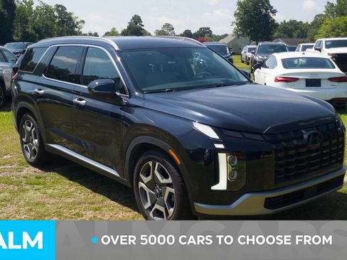 Used 2024 Hyundai Palisade Limited AWD/4WD image 3