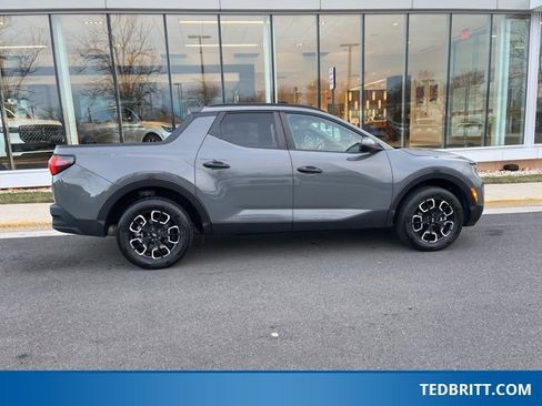 Used 2023 Hyundai Santa Cruz SEL w/ Activity Package image 9