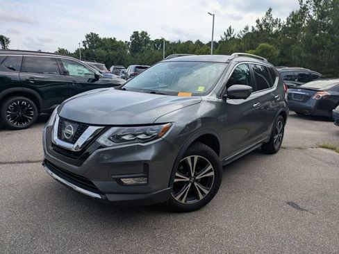 Used 2017 Nissan Rogue SL w/ SL Premium Package AWD/4WD image 3