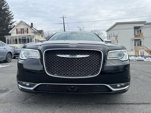 Used 2016 Chrysler 300 C Platinum w/ Safetytec Plus Group image 4