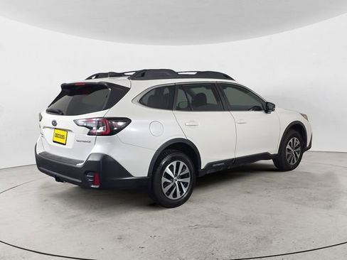 Used 2021 Subaru Outback AWD/4WD image 5
