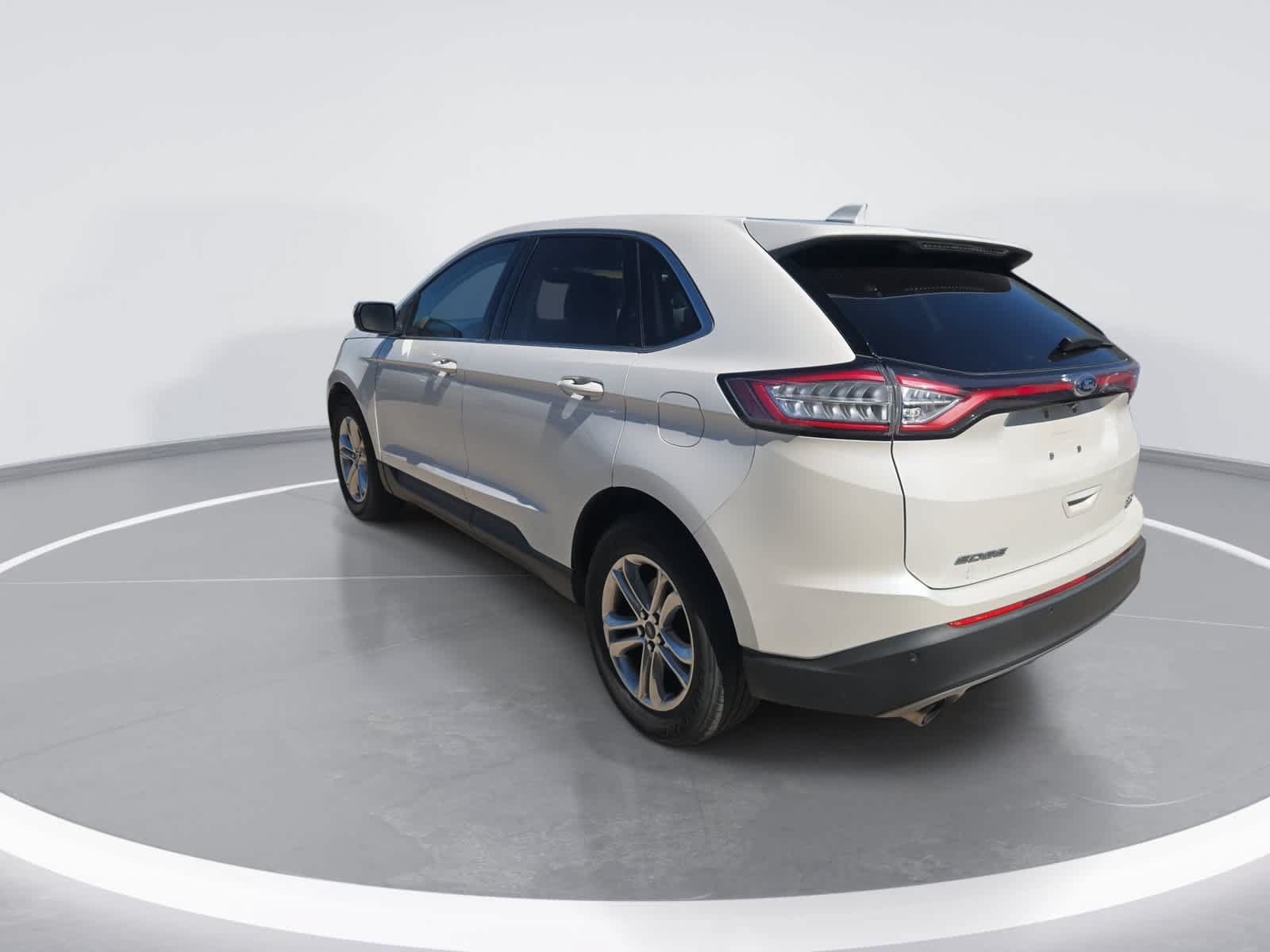 Used 2016 Ford Edge SEL w/ Equipment Group 201A FWD image 6