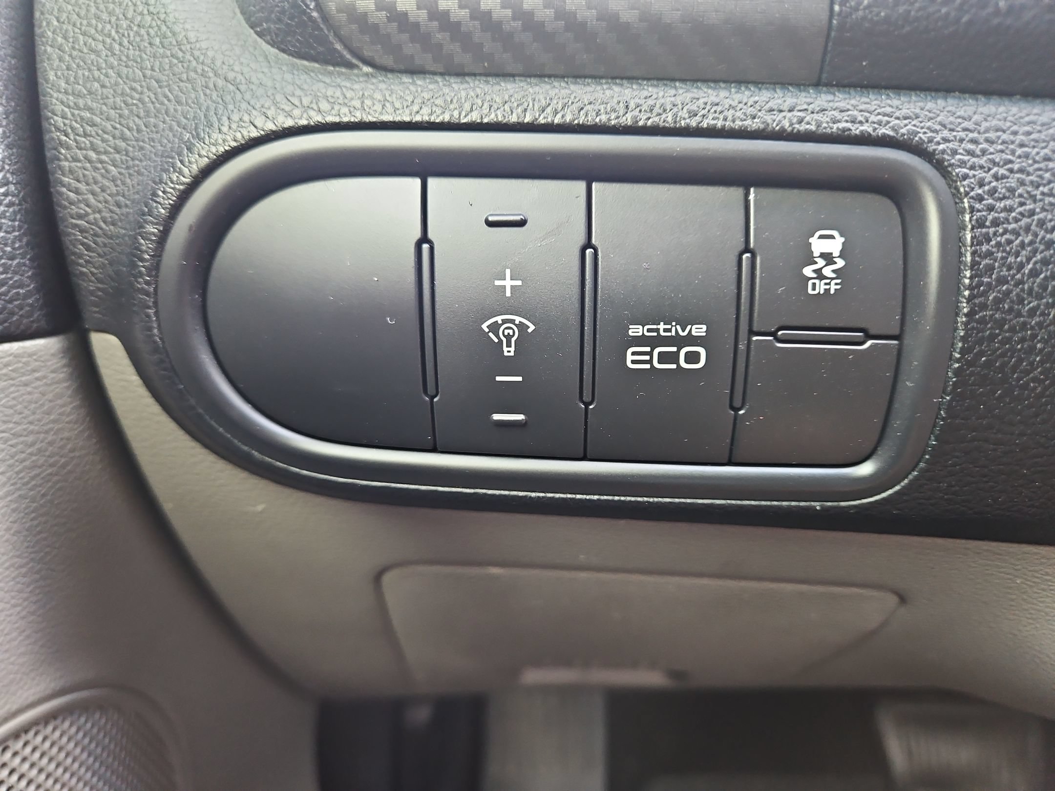 Used 2014 Kia Forte EX FWD image 25