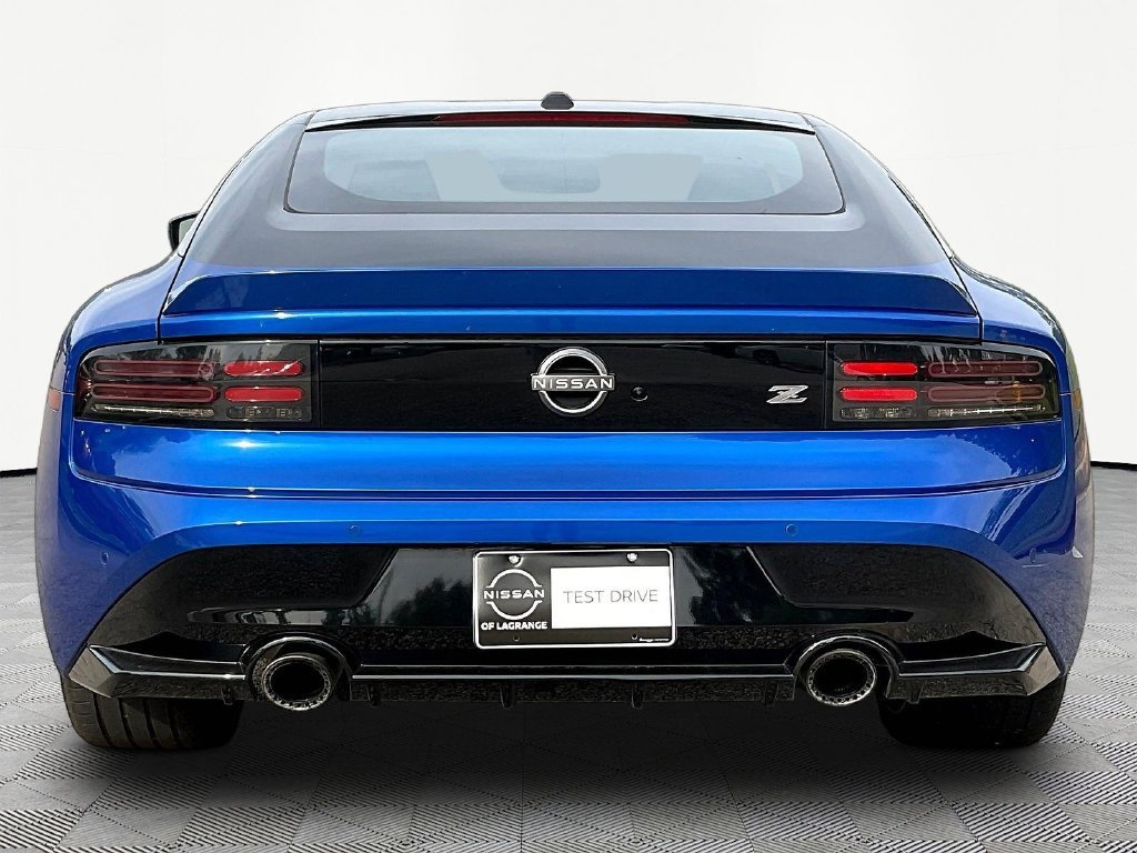 Used 2024 Nissan Z Performance w/ Floor Mat Package RWD image 7