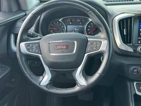 Used 2023 GMC Terrain SLT image 13