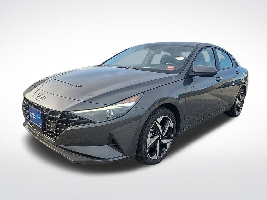Certified 2023 Hyundai Elantra SEL w/ Convenience Package FWD image 3