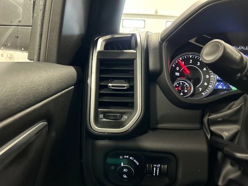 New 2026 RAM 1500 Big Horn AWD/4WD image 18