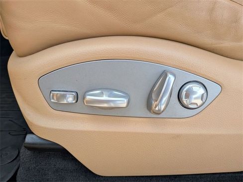 Used 2018 Porsche Macan Sport Edition image 15