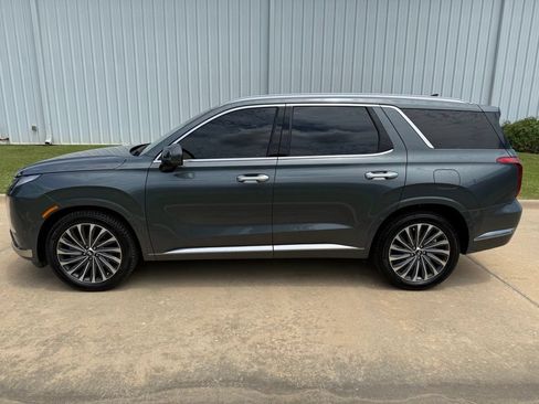 Used 2025 Hyundai Palisade Calligraphy AWD/4WD image 2