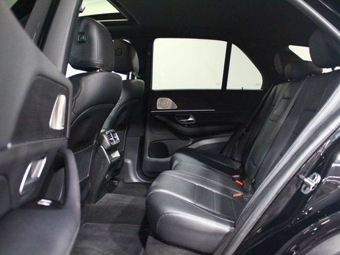 Used 2021 Mercedes-Benz GLE 350 4MATIC w/ Premium Package image 29