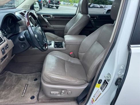 Used 2018 Lexus GX 460 Premium AWD/4WD image 13