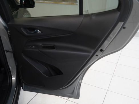 Used 2018 Chevrolet Equinox LT AWD/4WD image 25