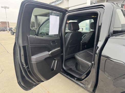 Used 2024 Chevrolet Colorado Z71 w/ Z71 Convenience Package 2 image 9
