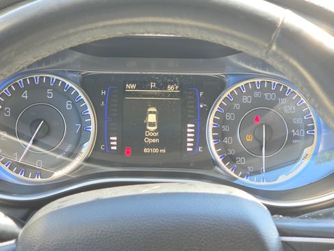 Used 2017 Chrysler 200 Limited Platinum FWD image 11
