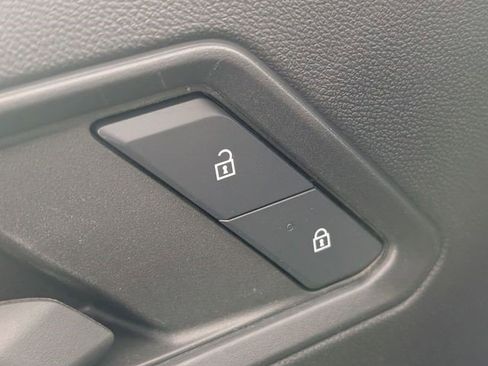 Certified 2024 Chevrolet Colorado W/T w/ WT Convenience Package II image 11