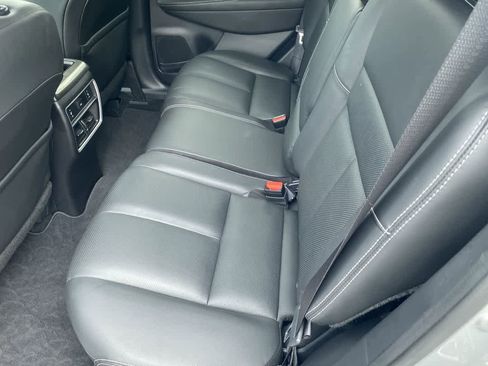 Used 2018 Nissan Murano SL w/ Cargo Package image 22