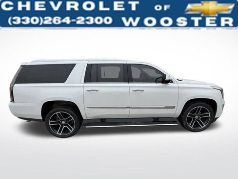 Used 2018 Cadillac Escalade ESV Premium Luxury image 6