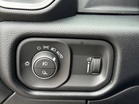 New 2026 RAM 2500 Big Horn AWD/4WD image 21